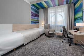 Отель Hotel Centrum Brzeg Бжег Двухместный номер с 2 отдельными кроватями - Подходит для гостей с ограниченными физическими возможностями-1